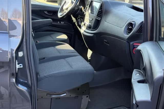 Mercedes-Benz Vito (2021) thumbnail 34