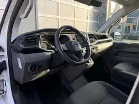 Volkswagen Transporter (2020) thumbnail 12
