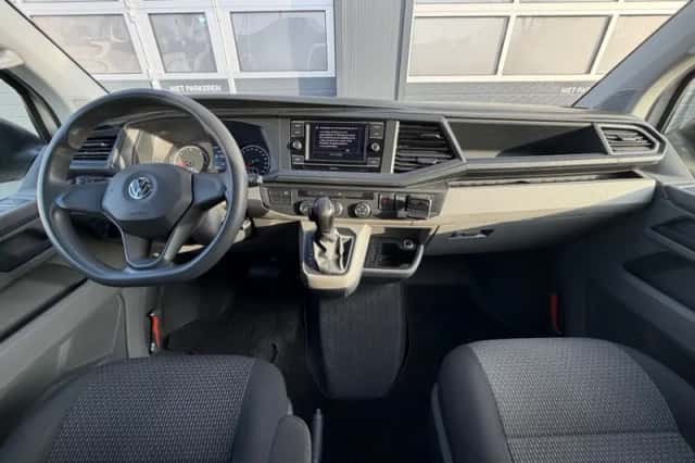 Volkswagen Transporter (2020) thumbnail 13