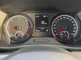 Volkswagen Transporter (2020) thumbnail 18