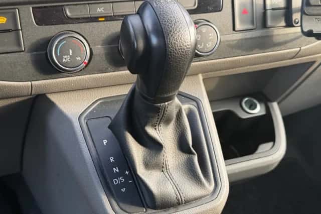 Volkswagen Transporter (2020) thumbnail 27