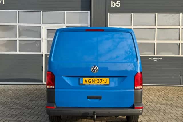 Volkswagen Transporter (2020) thumbnail 5