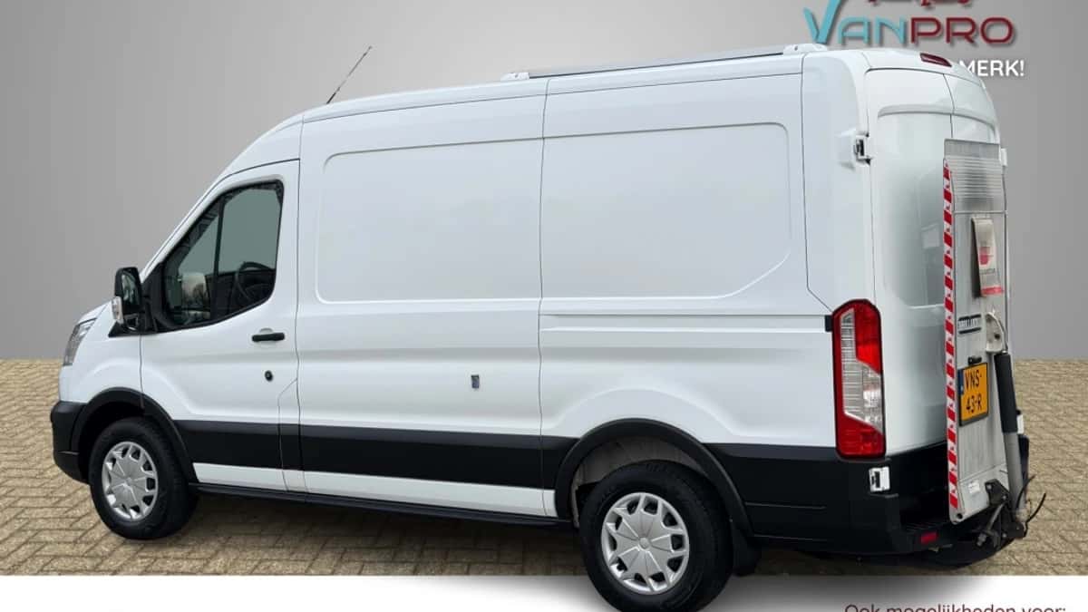 Ford Transit — foto 1