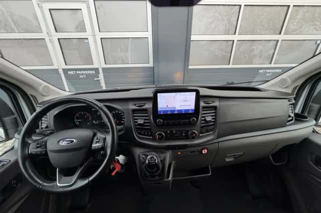 Ford Transit (2022) thumbnail 25