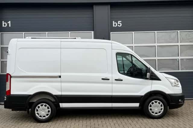 Ford Transit (2022) thumbnail 31