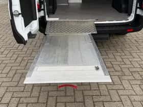 Ford Transit thumbnail 10