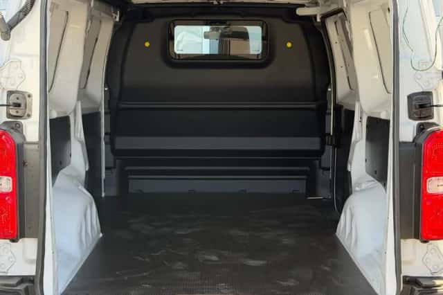 Opel Vivaro (2023) thumbnail 11
