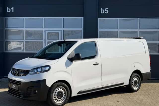 Opel Vivaro (2023) thumbnail 14