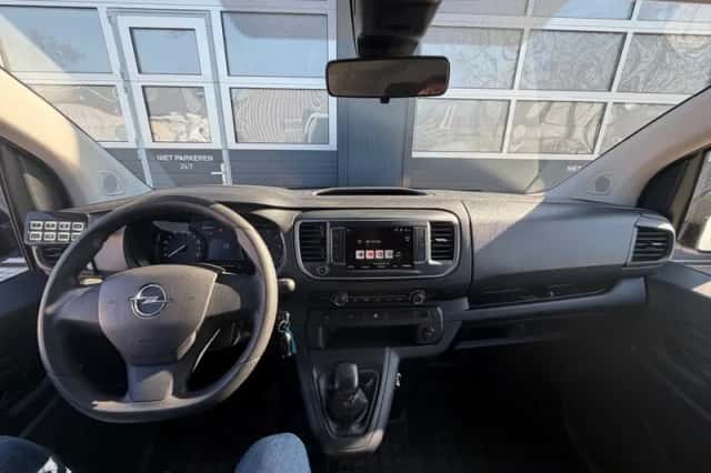 Opel Vivaro (2023) thumbnail 18