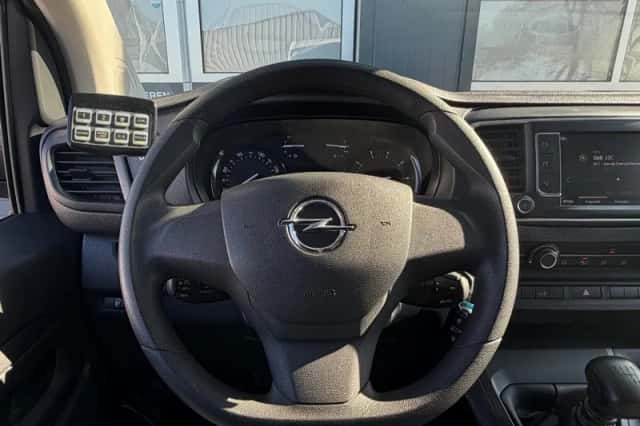 Opel Vivaro (2023) thumbnail 19