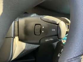 Opel Vivaro thumbnail 21