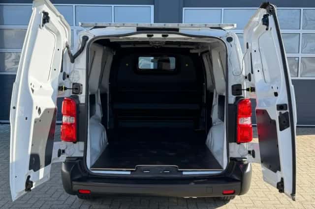 Opel Vivaro (2023) thumbnail 10