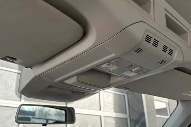 Volkswagen Crafter (2020) thumbnail 39