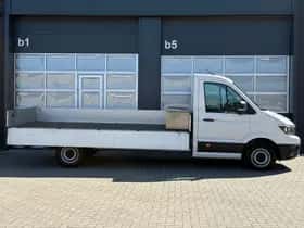 Volkswagen Crafter (2020) thumbnail 8