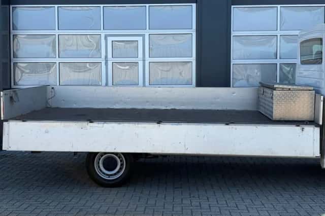 Volkswagen Crafter (2020) thumbnail 9