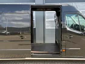 Renault Master thumbnail 2