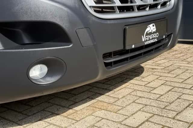 Renault Master (2015) thumbnail 16