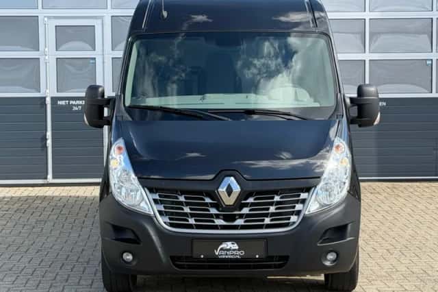 Renault Master (2015) thumbnail 17