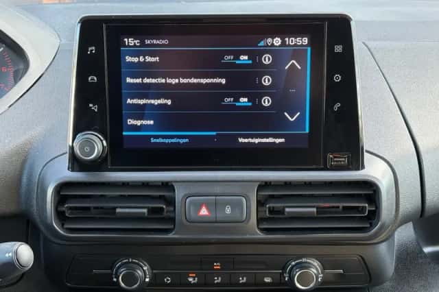 Peugeot Partner (2022) thumbnail 25