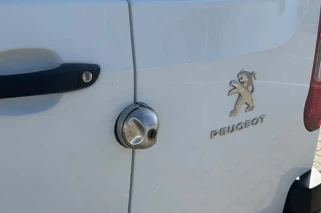 Peugeot Partner (2022) thumbnail 10