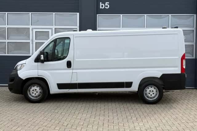 Opel MOVANO (2022) thumbnail 12
