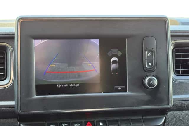 Renault Master (2021) thumbnail 23