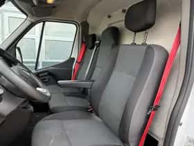 Renault Master (2023) thumbnail 18