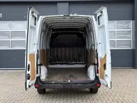 Renault Master (2023) thumbnail 8