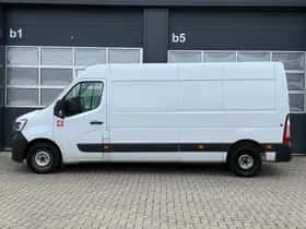 Renault Master (2023) thumbnail 10
