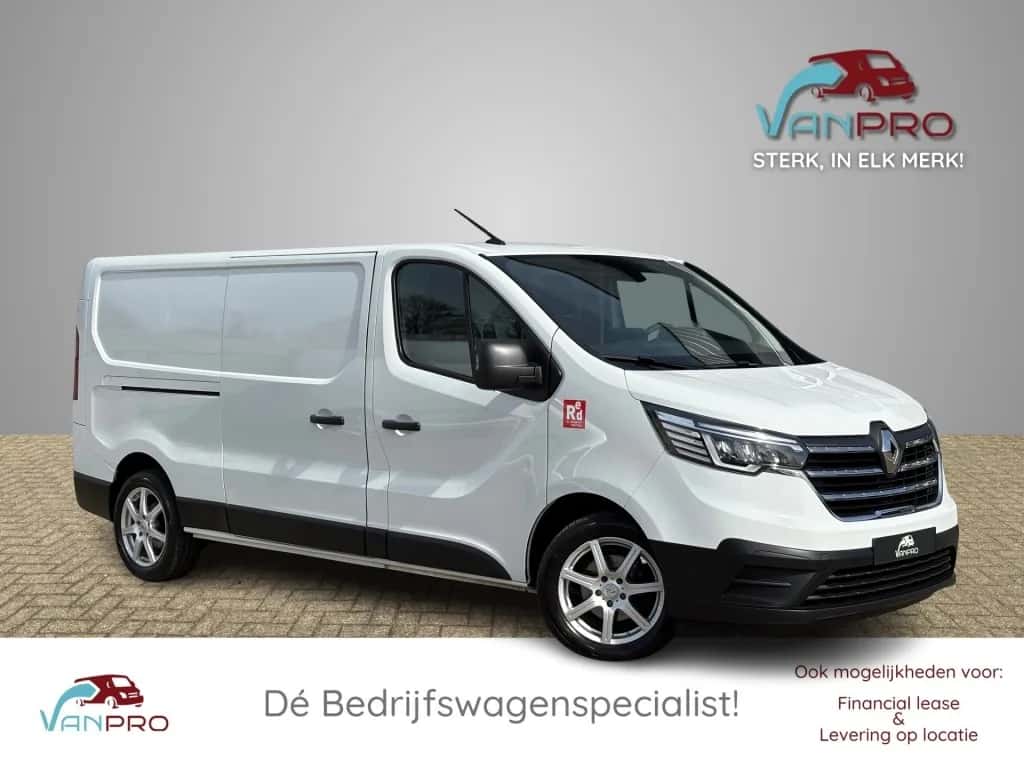 Renault Trafic (2023) — foto 1