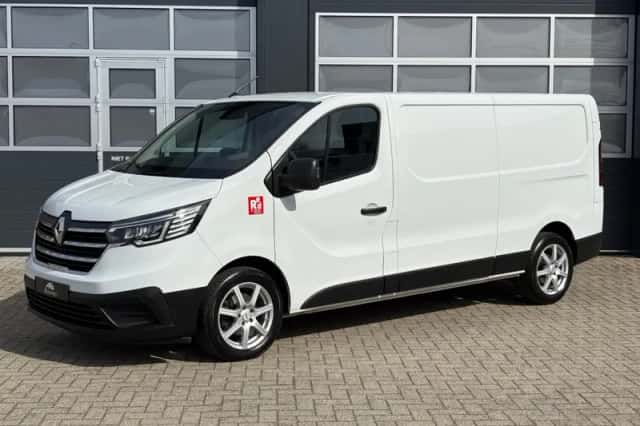Renault Trafic (2023) thumbnail 12