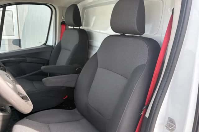 Renault Trafic (2023) thumbnail 18