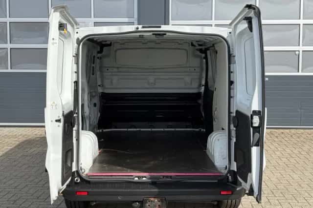 Renault Trafic (2023) thumbnail 9