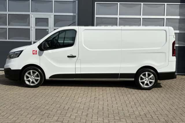 Renault Trafic (2023) thumbnail 10