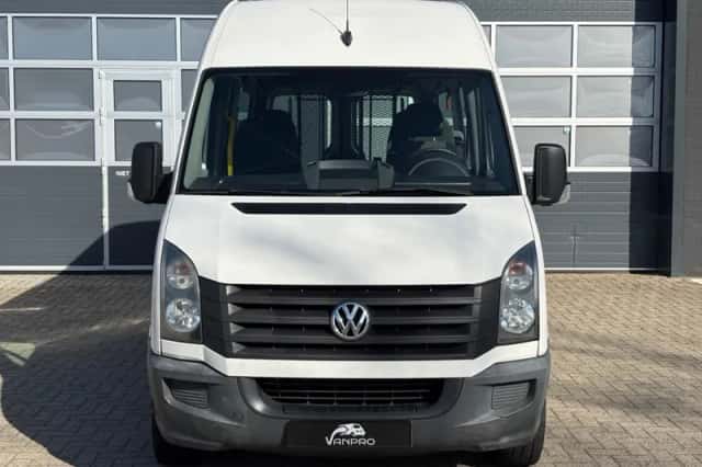 Volkswagen Crafter (2016) thumbnail 25