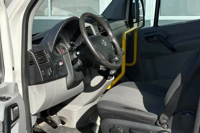 Volkswagen Crafter (2016) thumbnail 26