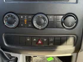 Volkswagen Crafter thumbnail 36