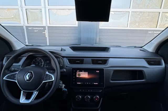 Renault Kangoo (2021) thumbnail 24