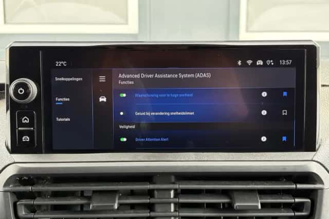 Opel Vivaro (2024) thumbnail 32