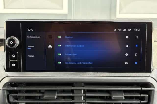 Opel Vivaro (2024) thumbnail 33