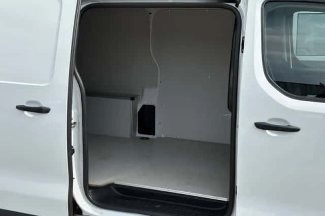 Opel Vivaro (2024) thumbnail 7