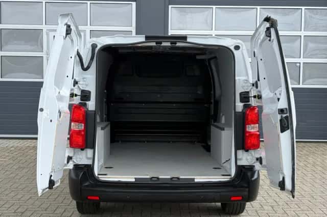 Opel Vivaro (2024) thumbnail 10