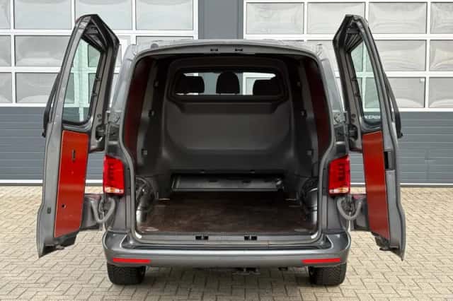 Volkswagen Transporter (2021) thumbnail 13
