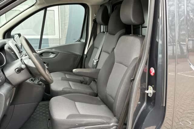 Renault Trafic (2021) thumbnail 19