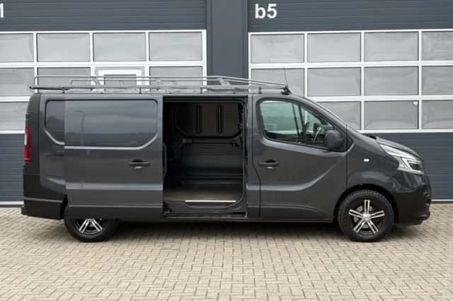 Renault Trafic (2021) thumbnail 5