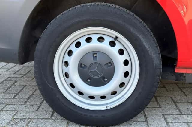 Mercedes-Benz Vito (2020) thumbnail 16