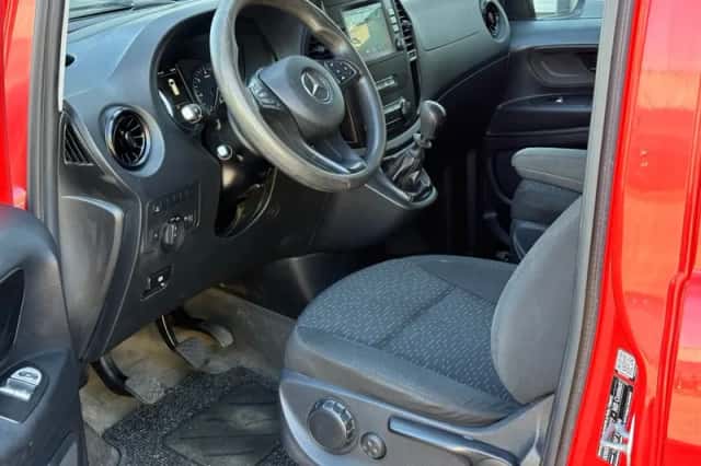 Mercedes-Benz Vito (2020) thumbnail 20