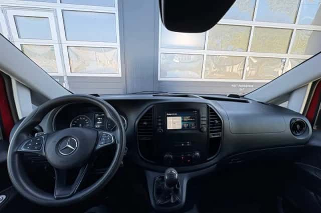 Mercedes-Benz Vito (2020) thumbnail 28