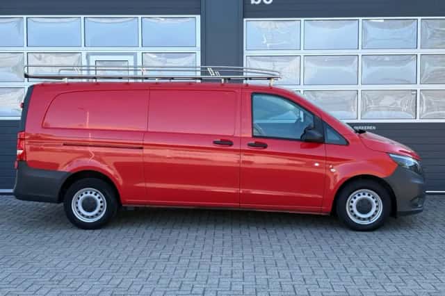 Mercedes-Benz Vito (2020) thumbnail 4