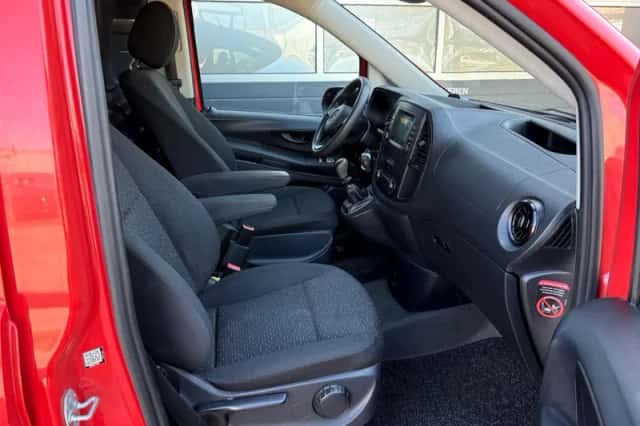 Mercedes-Benz Vito (2020) thumbnail 5